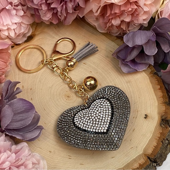 Gray Rhinestone Heart Pendant & Tassel Keychain - Picture 2 of 9